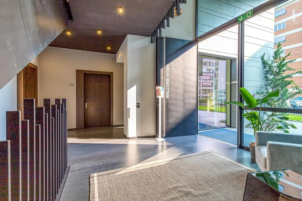 Icon H 302 Suite Micro-living