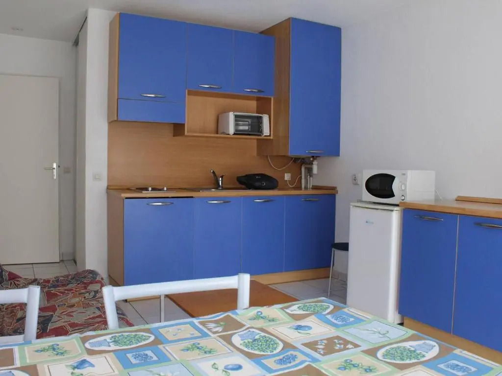 Appartement Villeneuve-Loubet, 2 pièces, 4 personnes - FR-1-252A-40