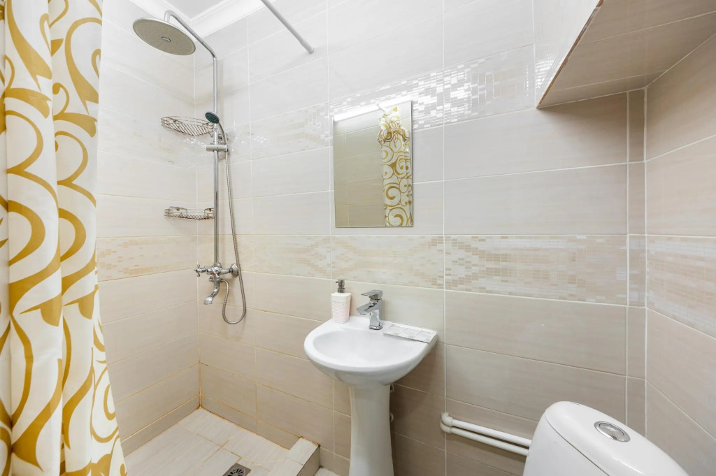 Rooms Apartments (Румс Апартментс) на улице Акопянца