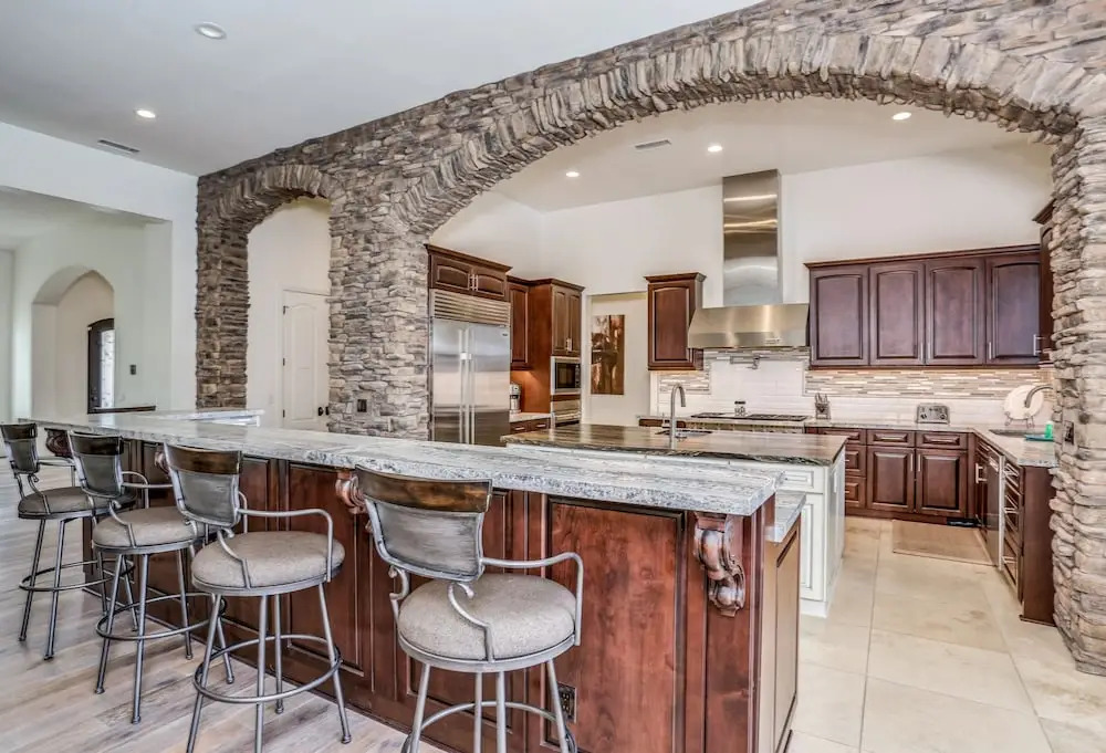 333 Valmonte Sur Home 5 Bedrooms 5.5 Bathrooms Home