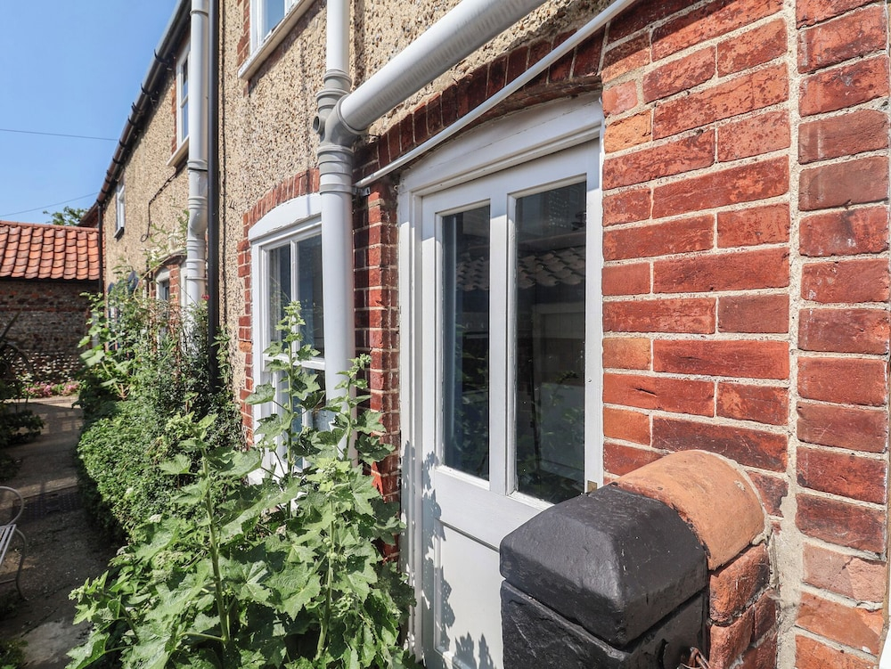 Delphinium Cottage