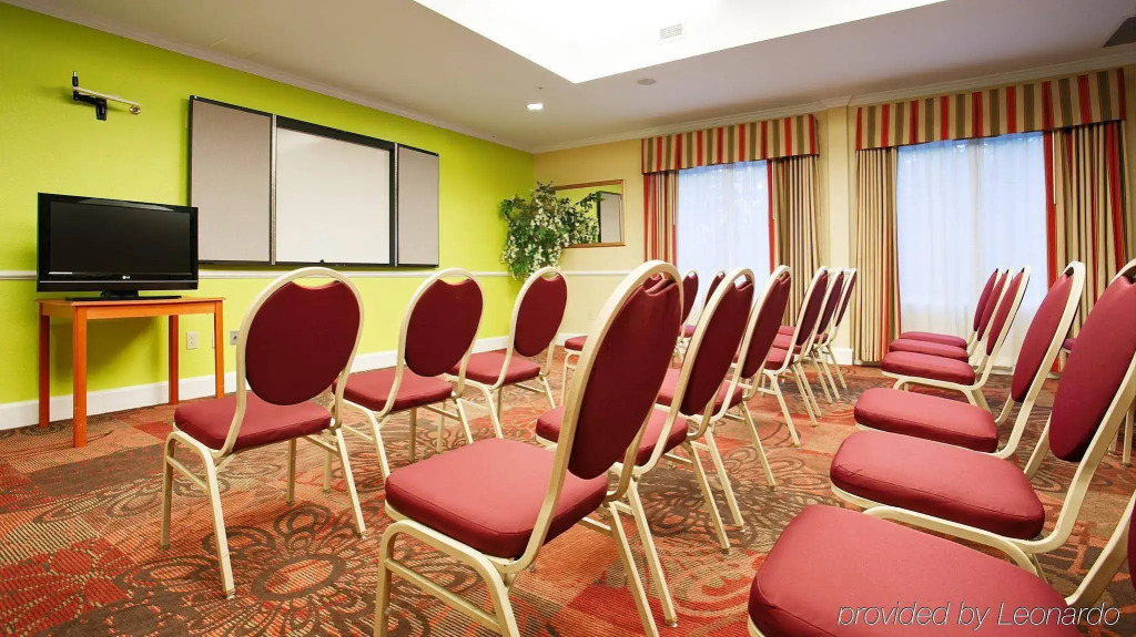 Comfort Inn & Suites North Charleston - Northwoods