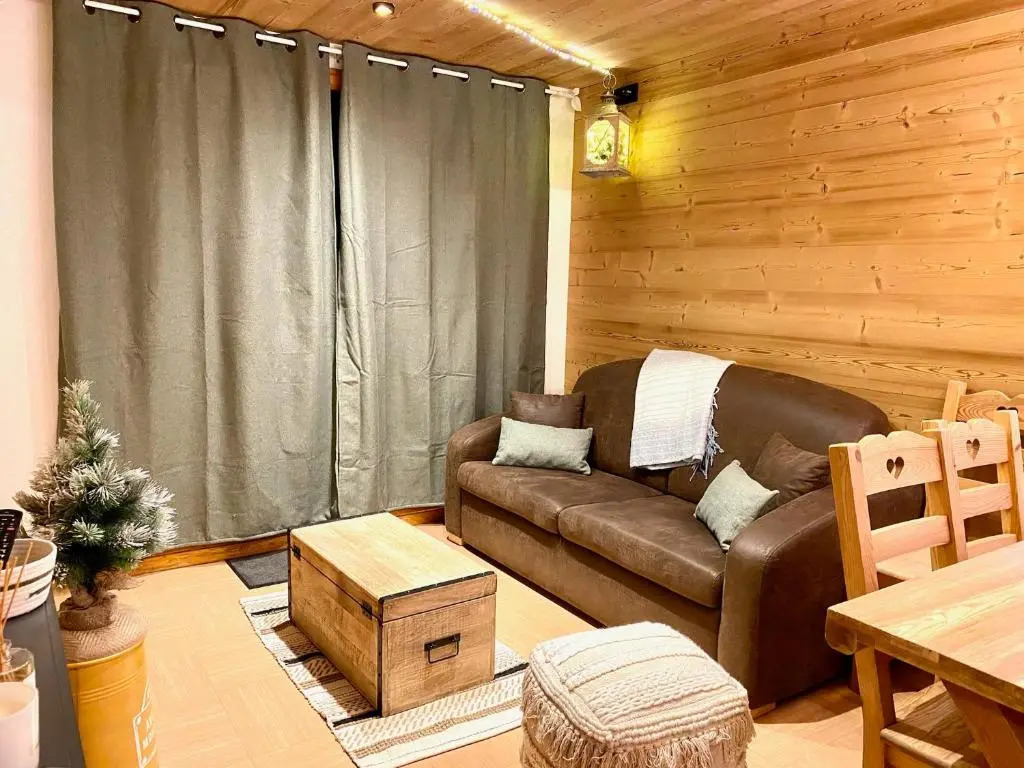 Appartement 2 chambres vue pistes, parking privatif