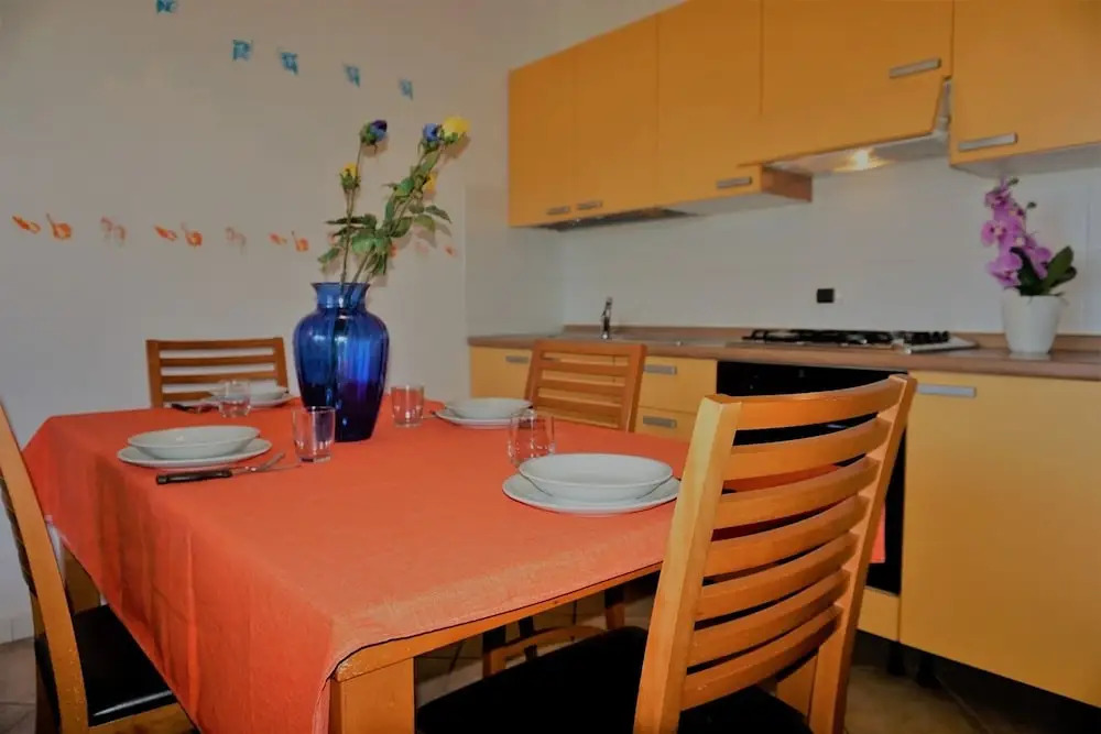 Lampara Apartments