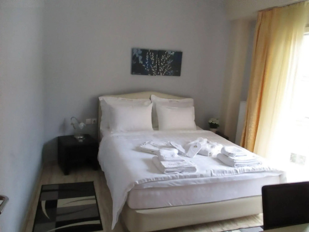 Kyknos De Luxe Suites & Rooms