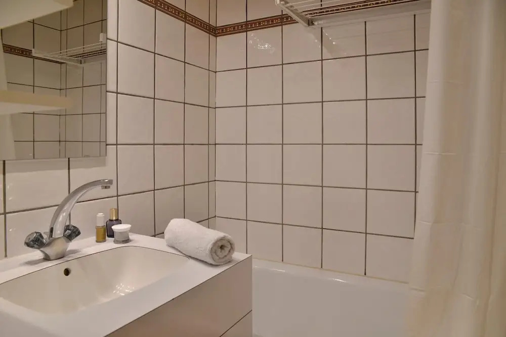 Belle Plagne Divisible Studio on Slopes for 4 People of 28 mÂ² Ag221
