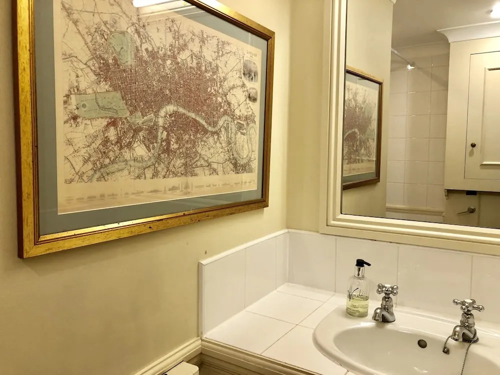 Stylish Apartments in Victoria & Westminster