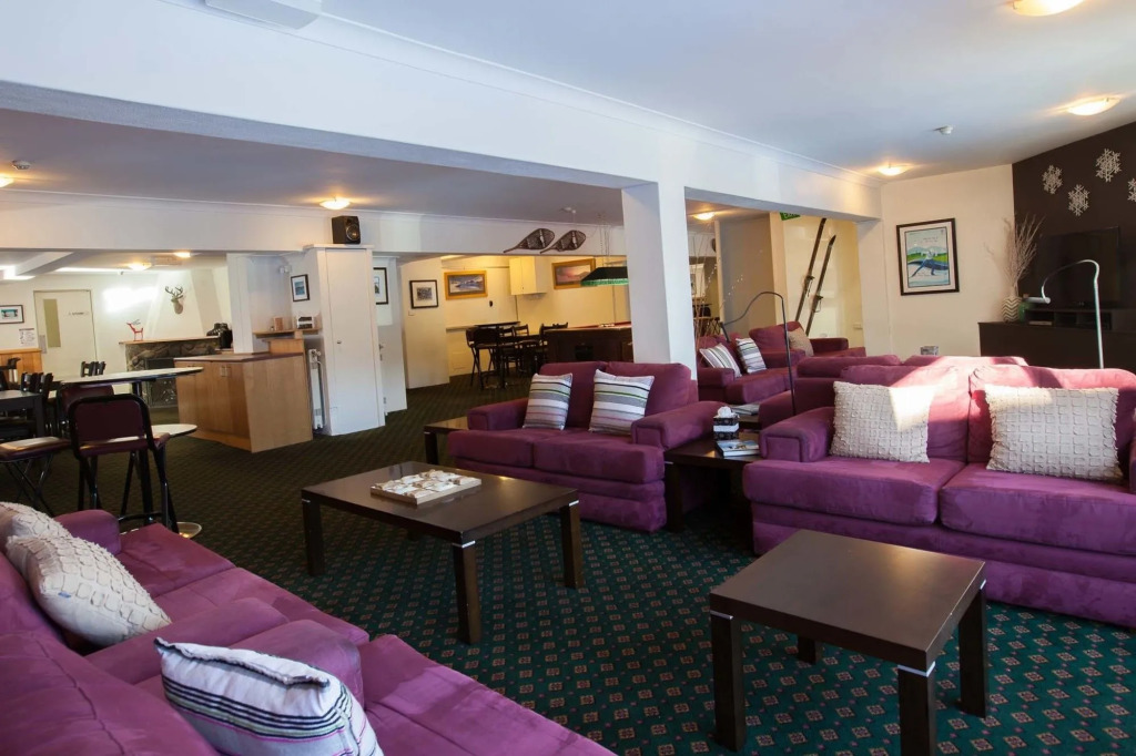 The Lions Lair Lodge