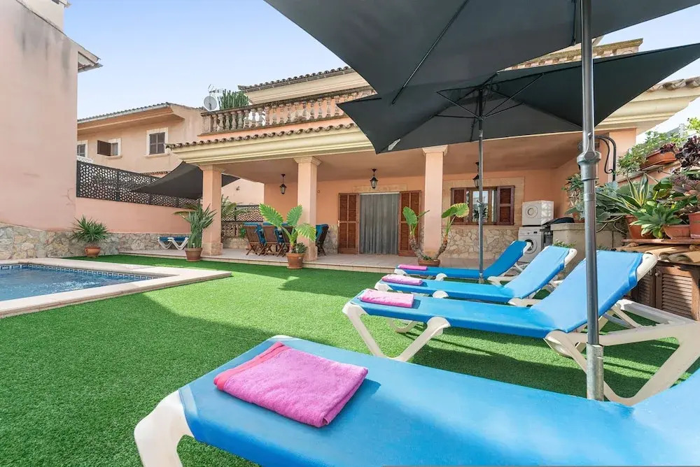 Cas Barber in Muro With 4 Bedrooms and 3 Bathrooms
