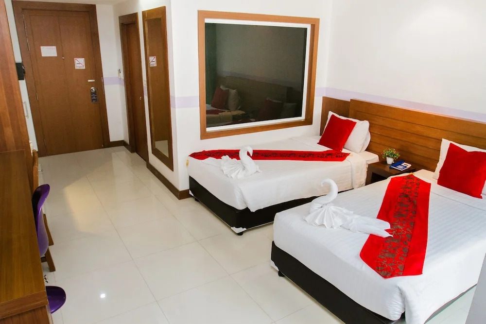 Chana Phuket Hotel