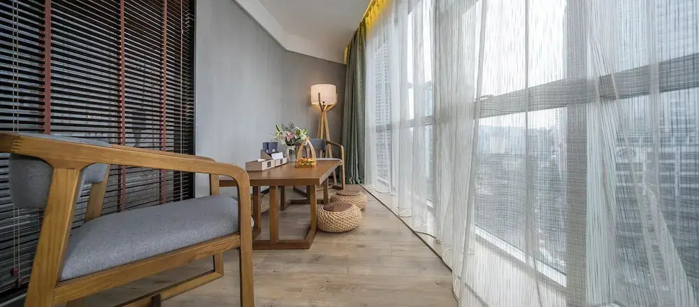Mehood Lestie International Hotel Chongqing Yuzhong Lianglukou Metro Branch