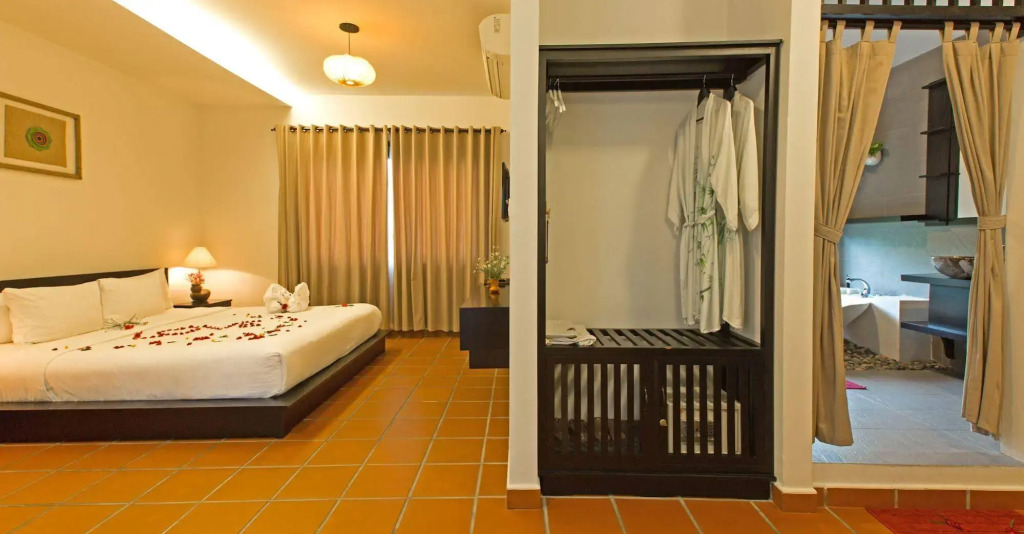 East West Villa