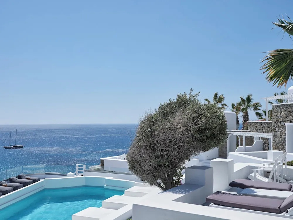 Vamos Mykonos
