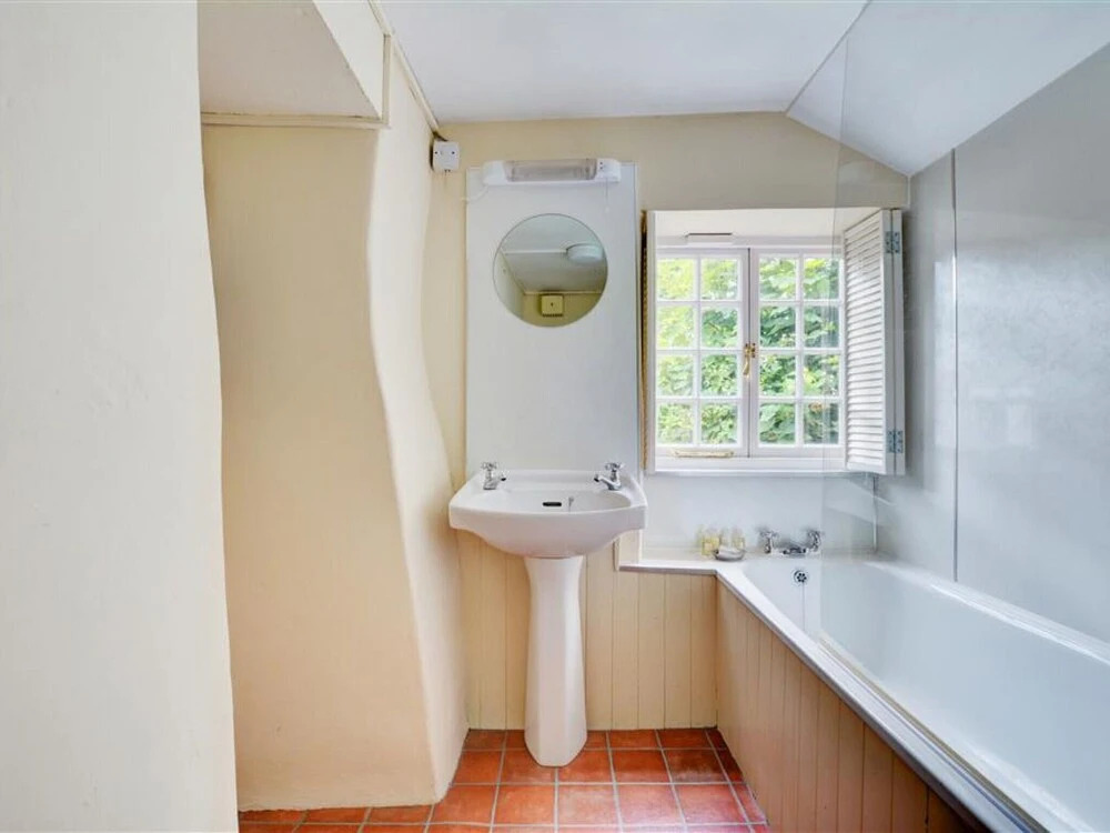 Beautiful Holiday Home in Milltown With Garden