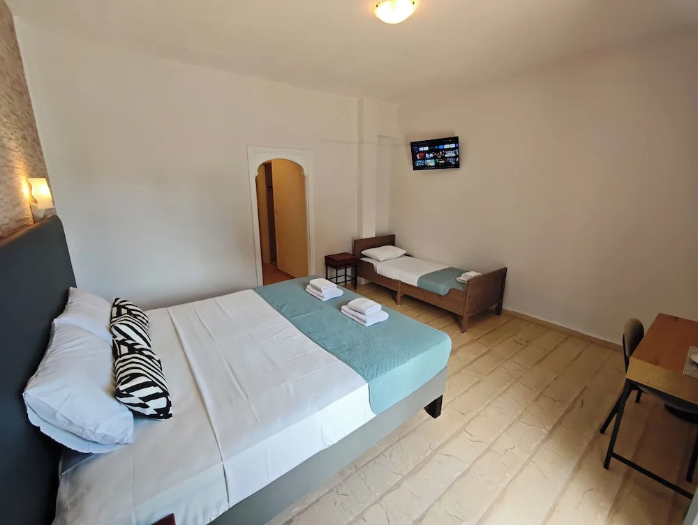 Tina Hotel