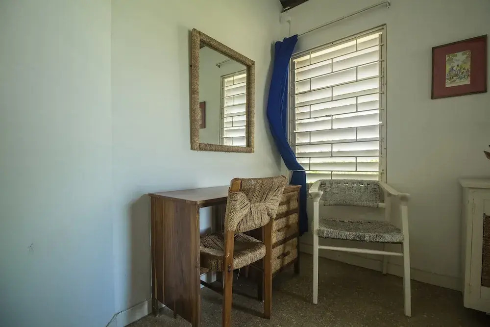 Island Breeze Beach Villa
