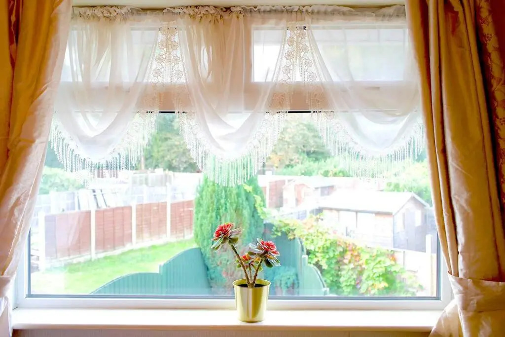 Large & Comfy House in Birmingham, 4 Bedroom,Secured Free parking ,Free wifi
