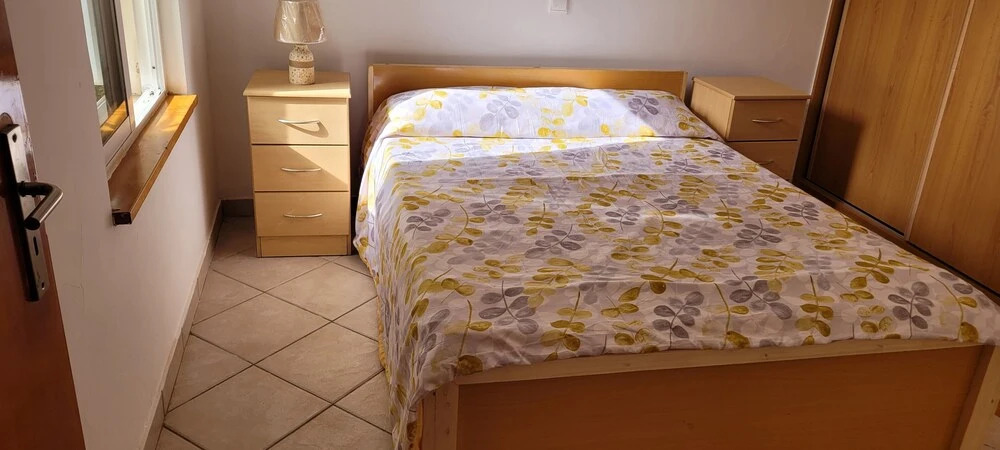 Impeccable 2-bed Apartment Located in Santa Maria