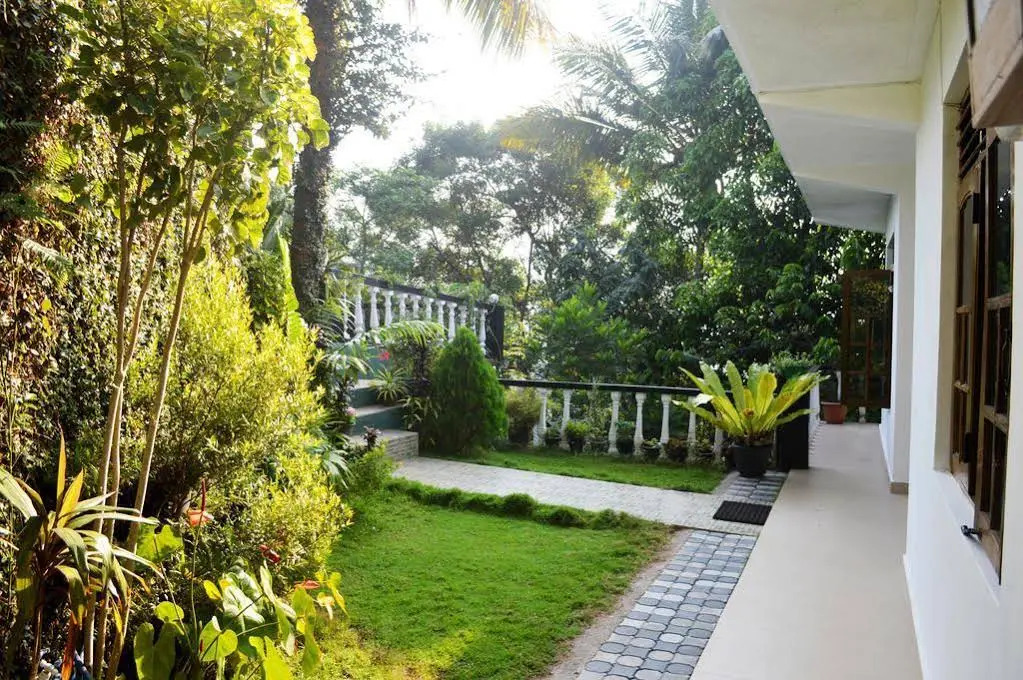 Blue Haven Hotel