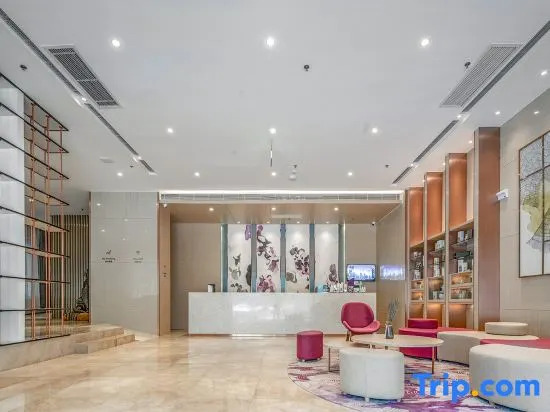 Lifeng Hotel (Pingliang Sports Park Baota Square Branch)
