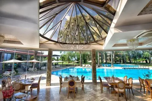Corali Resort