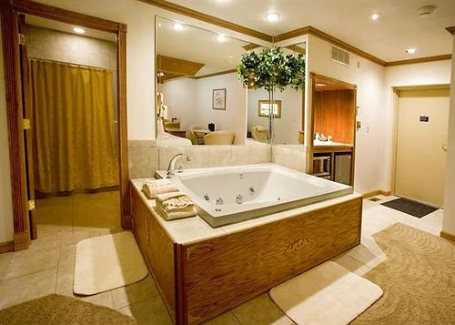 Sybaris Pool Suites