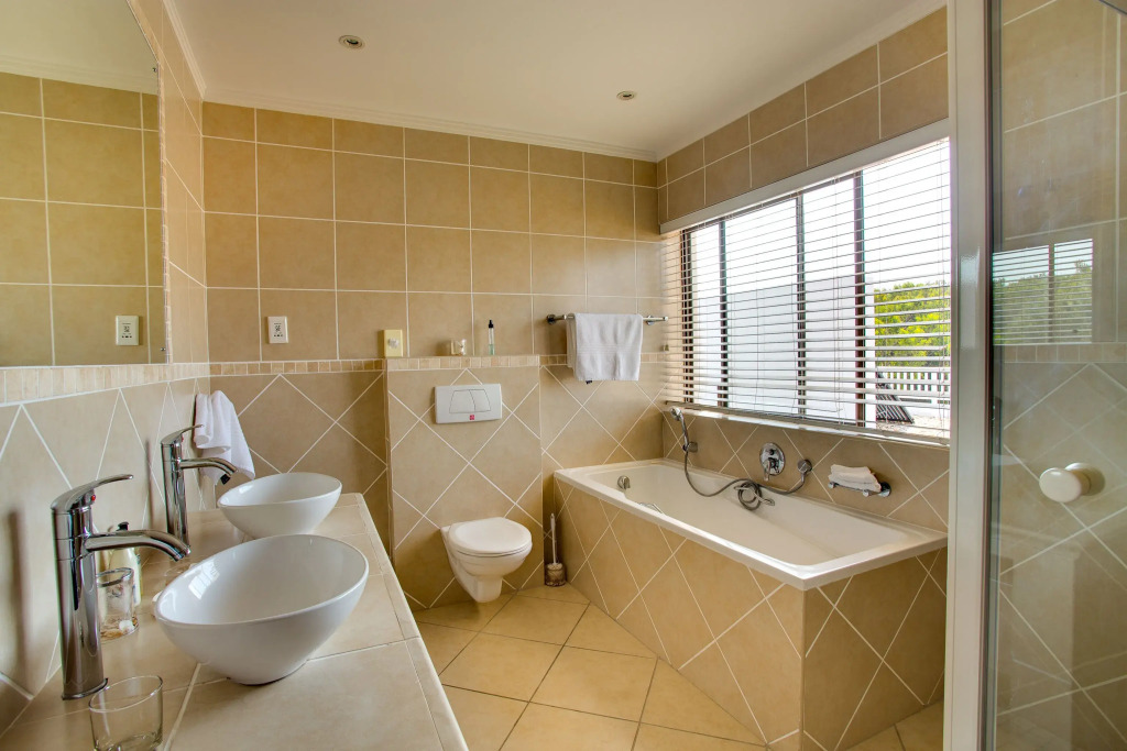 Limoni Luxury Suites