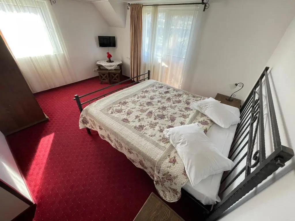 Vila Sohodol Travel