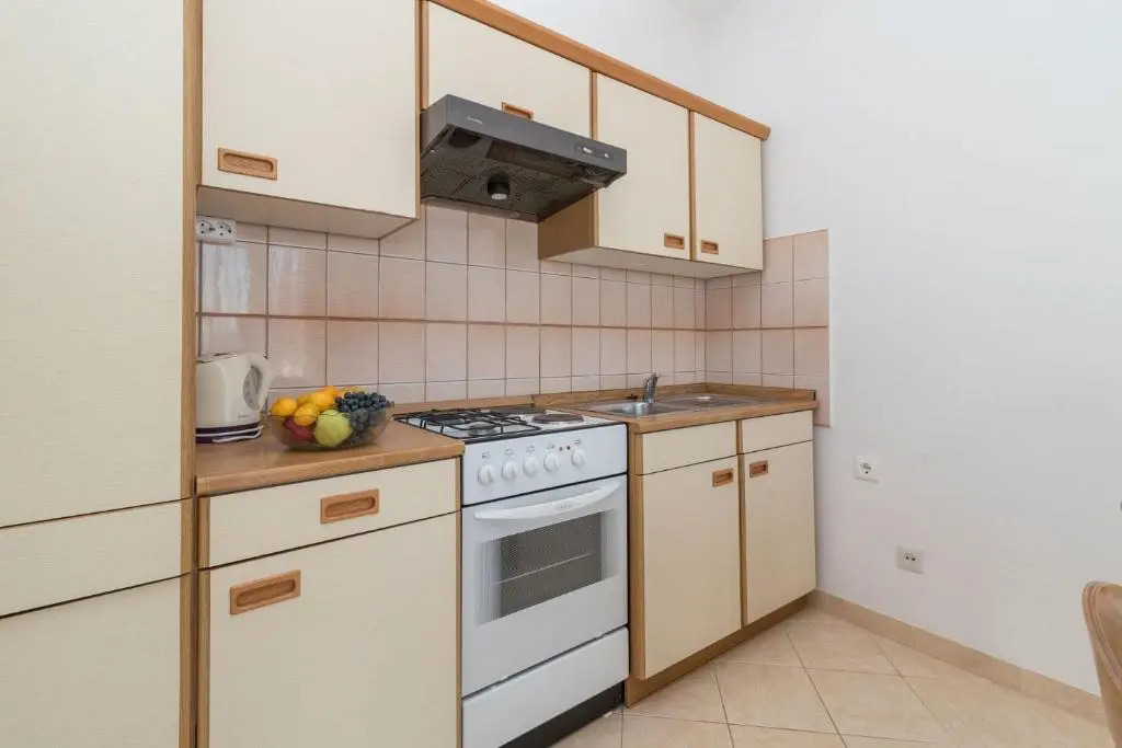 Apartments Vin - 40 m from sea