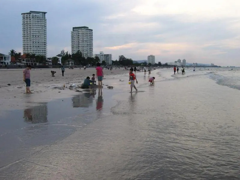 Baan Fahslalom Holiday Apartment