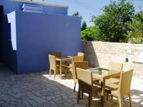 Kozakos Luxury House