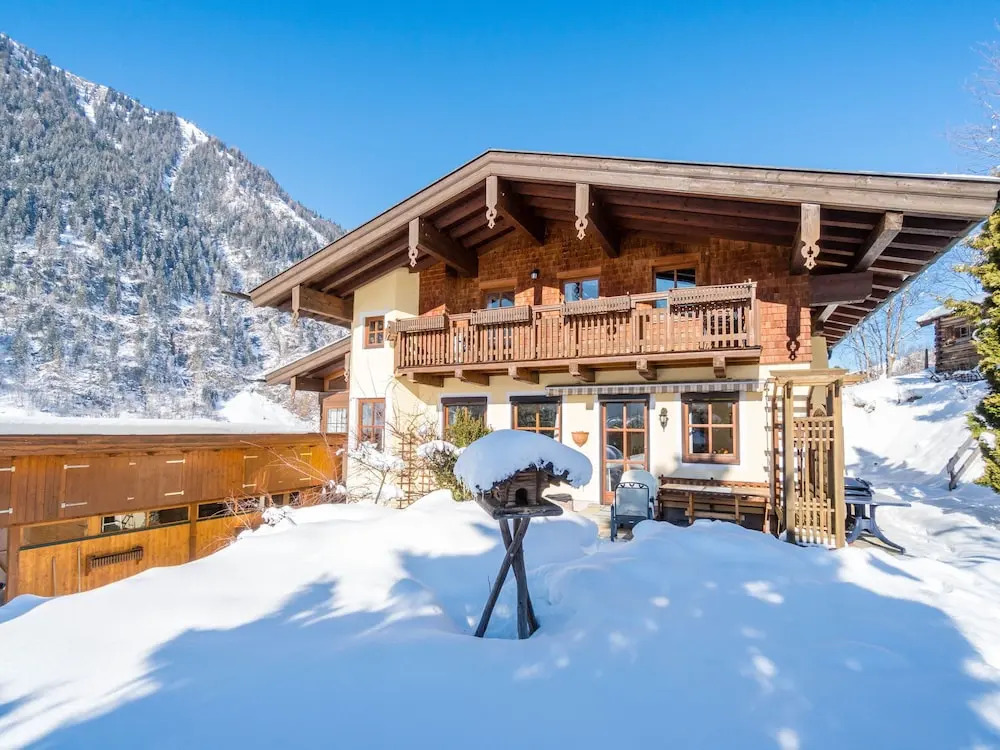 Spacious Holiday Home in Rauris With Terrace and Ski Storage