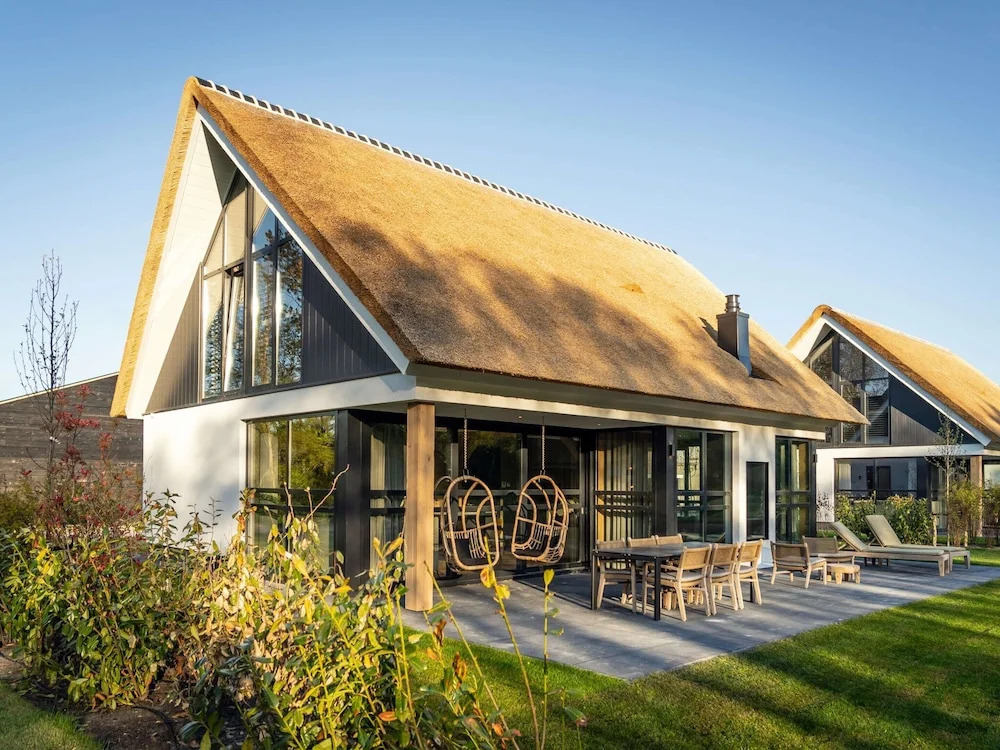 Luxurious Villa in Texel