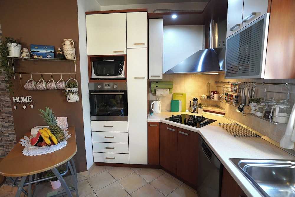 House Tago