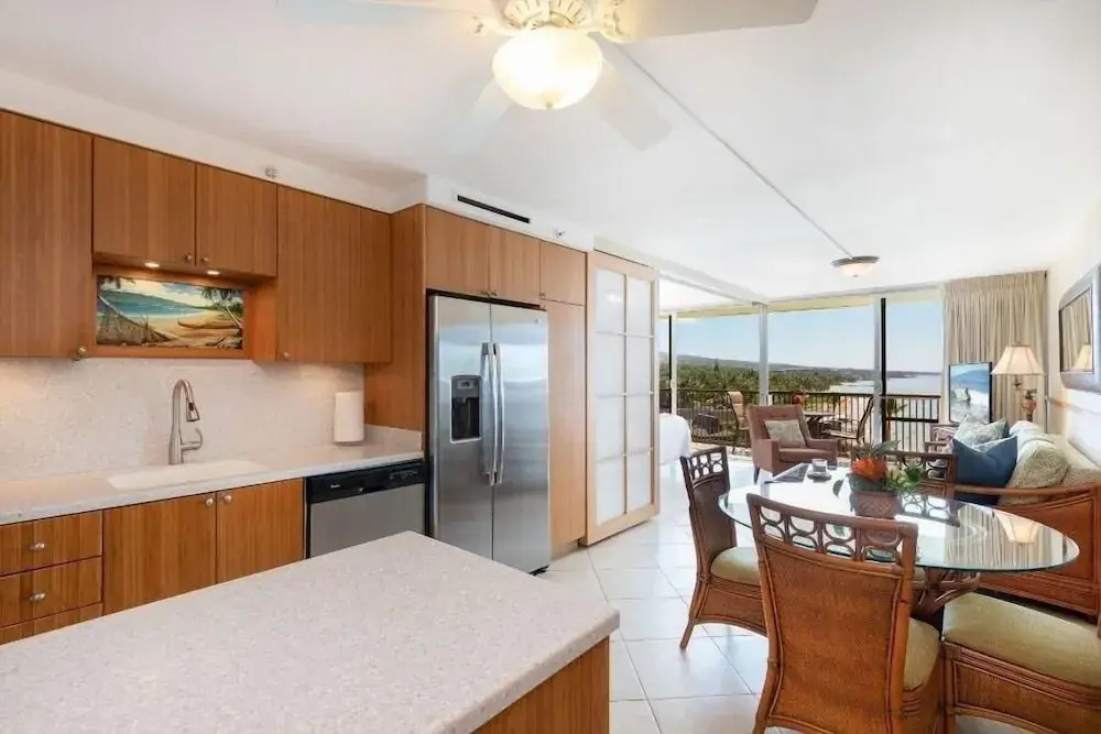 Mana Kai Maui Resort, #812c 2 Bedroom Condo by RedAwning