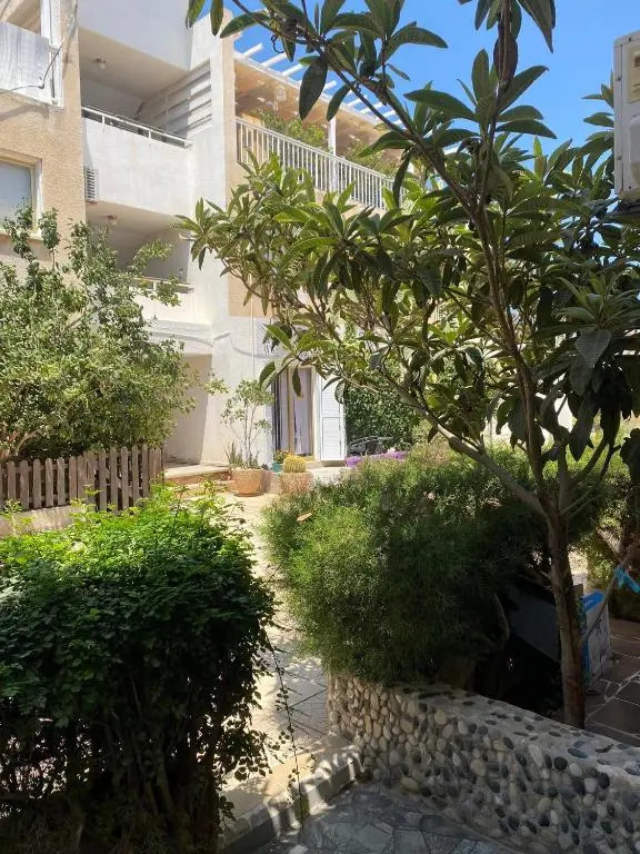 Ground Floor Studio (Fully renovated)