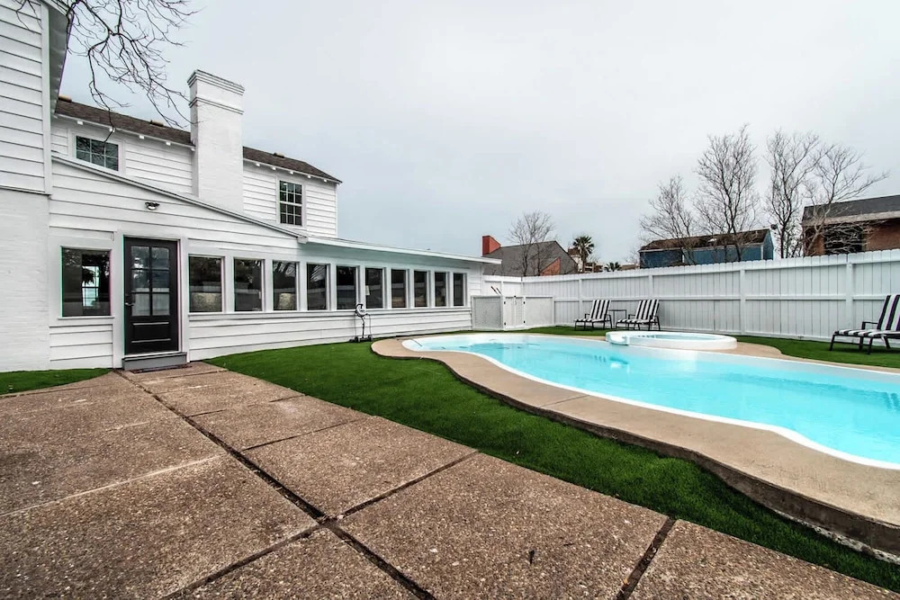 Coastal Oasis - Beautiful Ocean Views Awaits