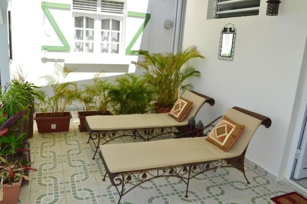 Studio In Deshaies With Wonderful Sea View Shared Pool Enclosed Garden 2 Km From The Beach
