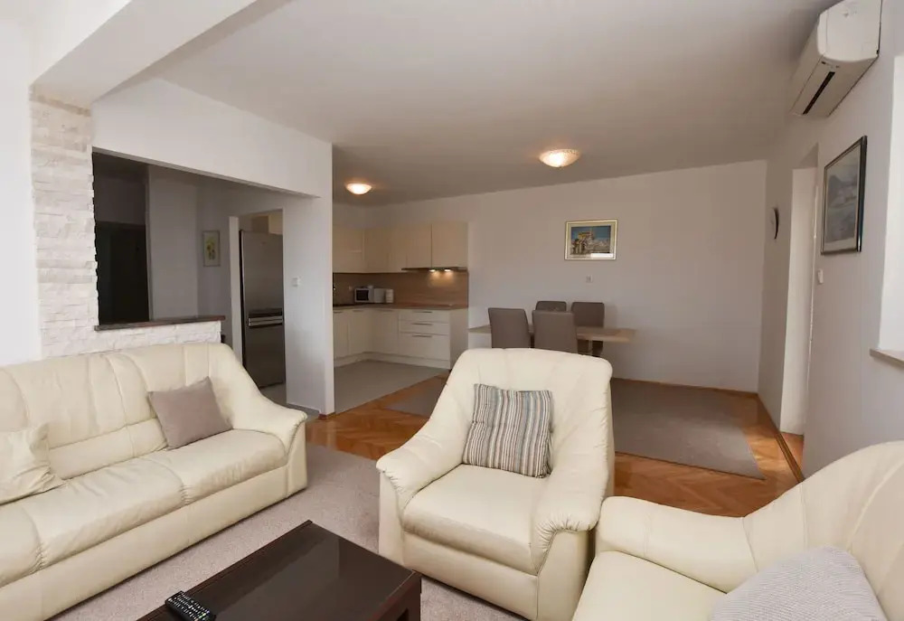 Apartments Danica
