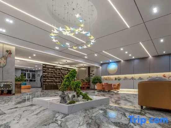 M Guochao Hotel