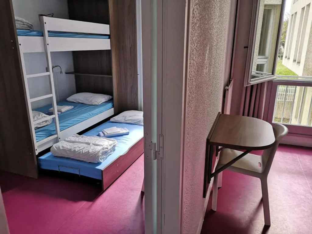 Auberge De Jeunesse DOrleans Et CRJS
