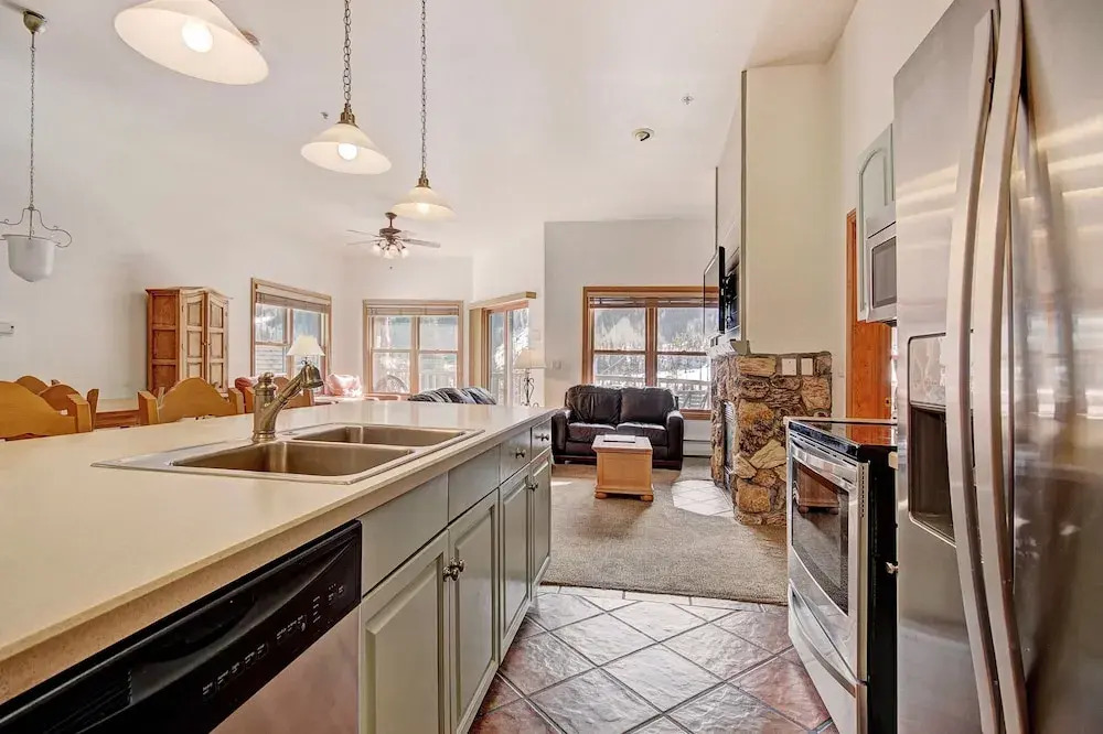 5983 Hidden River Lodge 3 Bedroom Condo by RedAwning