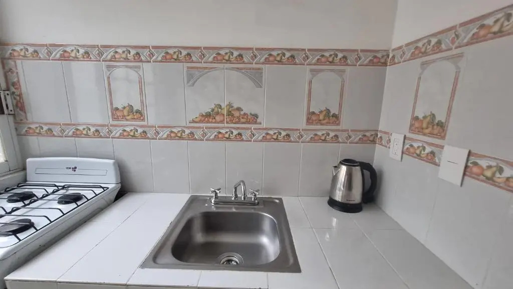 A una calle del ado 5ta avenida