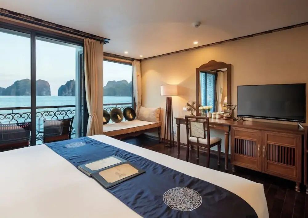 Indochine Lan Ha Bay