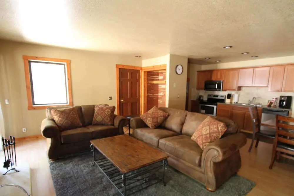 Hidden Valley 111 1 Br condo by RedAwning
