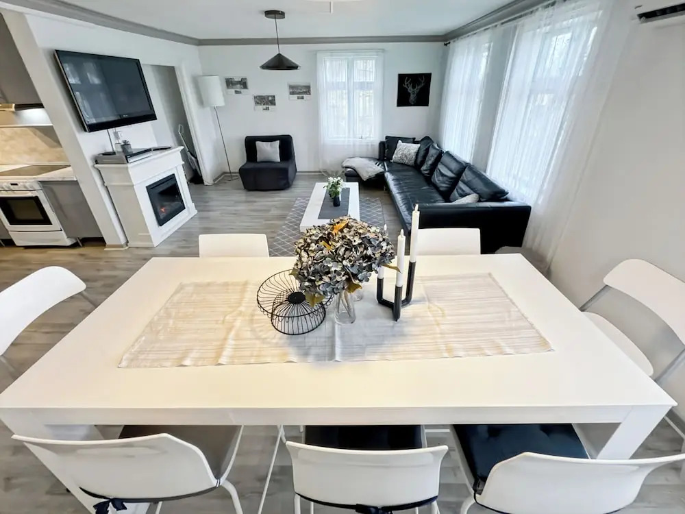 Central BnB Apartment Nr6 Stavanger 4 Bedrooms