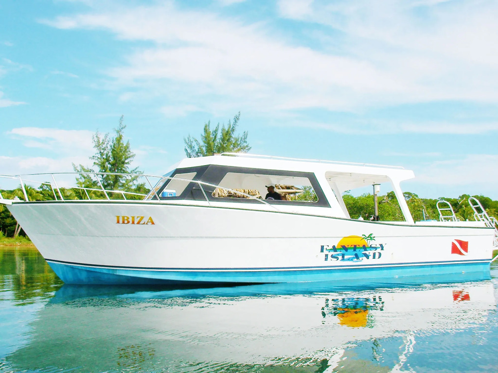 Fantasy Island Beach Resort and Marina - All Inclusive