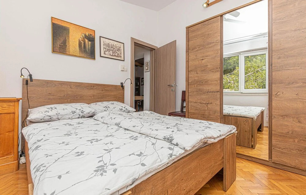Beautiful Apartment in Rogoznica With Wifi and 2 Bedrooms