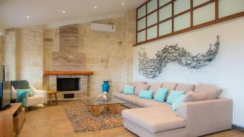 Villa Mathea