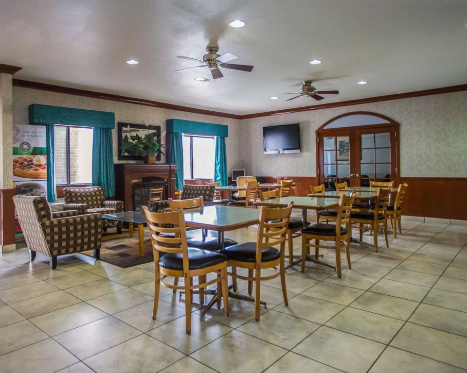 Quality Inn Peru near Starved Rock State Park